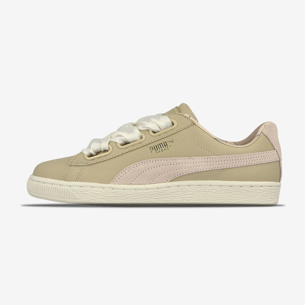 WMNS Basket Heart Coach 