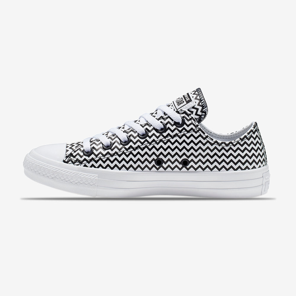 Chuck Taylor Mission-V Low 